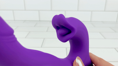 Amelia Flapping Vibrator with Licking Tongue
