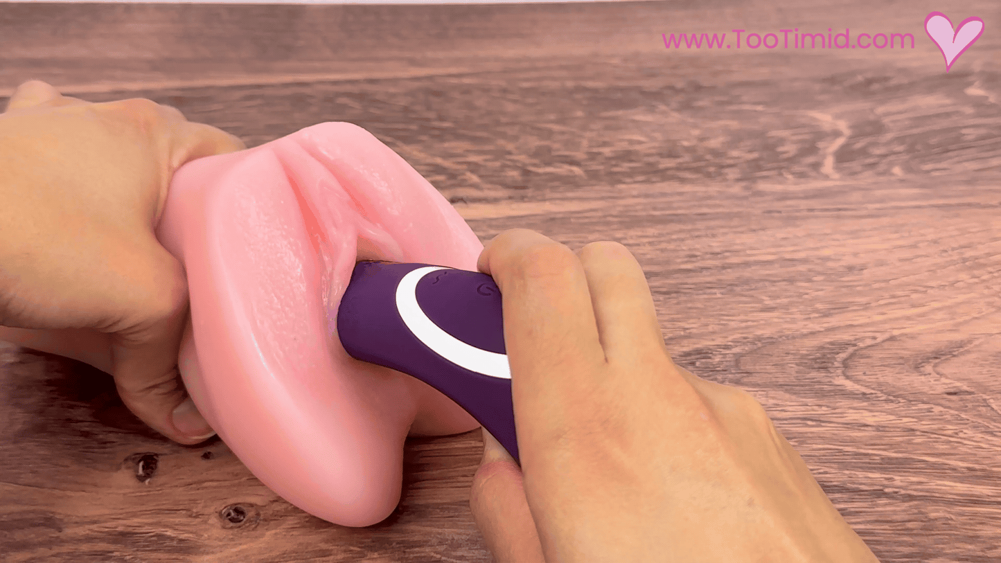 The Incurve Flickering Tongue Rechargeable Dual-Ended Massager